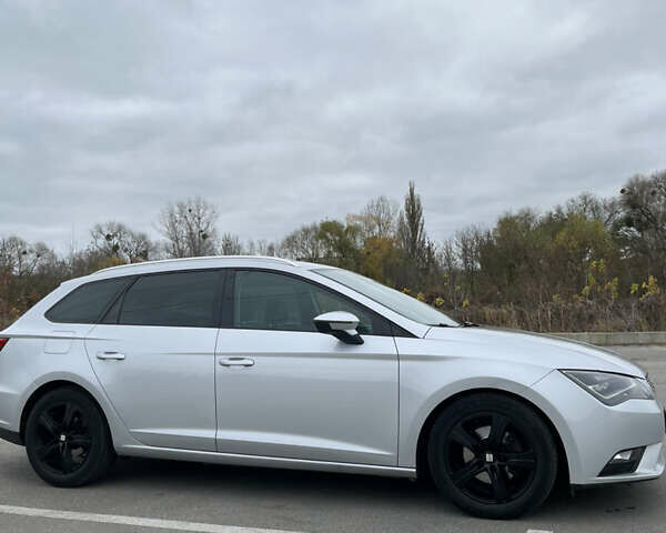 Сірий Сеат Leon, об'ємом двигуна 1.6 л та пробігом 189 тис. км за 10500 $, фото 3 на Automoto.ua