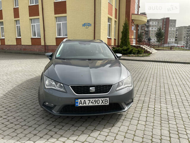 Сірий Сеат Leon, об'ємом двигуна 2 л та пробігом 266 тис. км за 12799 $, фото 5 на Automoto.ua