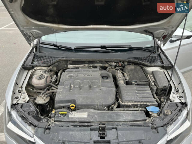 Сірий Сеат Leon, об'ємом двигуна 1.6 л та пробігом 189 тис. км за 10500 $, фото 23 на Automoto.ua