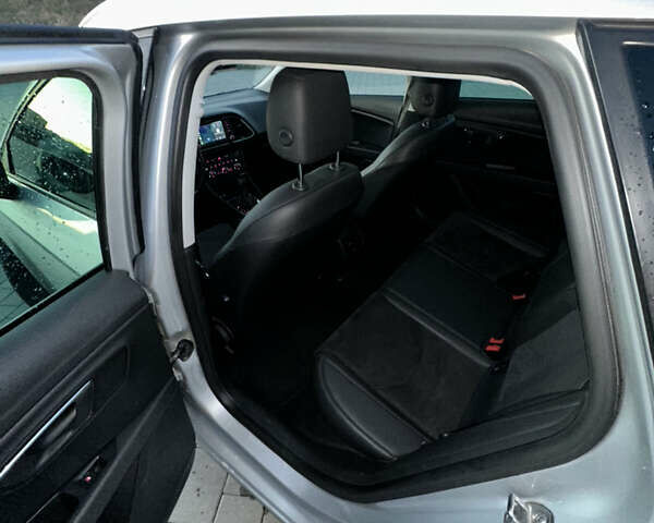 Сірий Сеат Leon, об'ємом двигуна 1.6 л та пробігом 226 тис. км за 12000 $, фото 18 на Automoto.ua