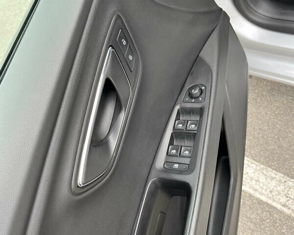 Сірий Сеат Leon, об'ємом двигуна 1.6 л та пробігом 189 тис. км за 10500 $, фото 17 на Automoto.ua