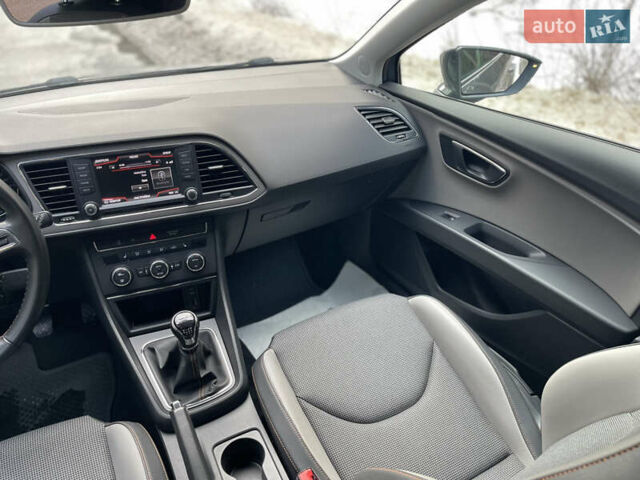 Серый Сеат Леон, объемом двигателя 1.6 л и пробегом 183 тыс. км за 12900 $, фото 41 на Automoto.ua