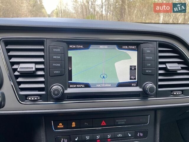 Серый Сеат Леон, объемом двигателя 2 л и пробегом 240 тыс. км за 13800 $, фото 7 на Automoto.ua