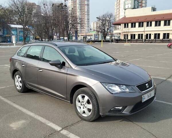Серый Сеат Леон, объемом двигателя 1.2 л и пробегом 130 тыс. км за 11200 $, фото 2 на Automoto.ua