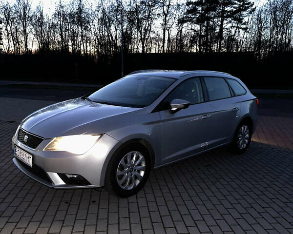 Серый Сеат Леон, объемом двигателя 1.6 л и пробегом 258 тыс. км за 11000 $, фото 3 на Automoto.ua