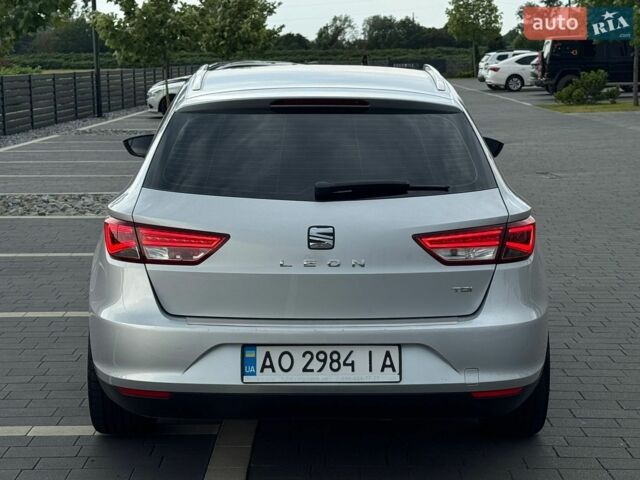 Сірий Сеат Leon, об'ємом двигуна 1.6 л та пробігом 242 тис. км за 9499 $, фото 5 на Automoto.ua