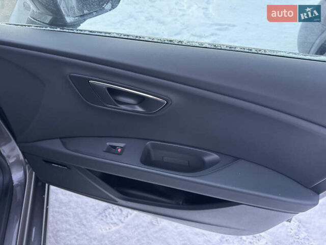 Серый Сеат Леон, объемом двигателя 1.6 л и пробегом 152 тыс. км за 14300 $, фото 31 на Automoto.ua