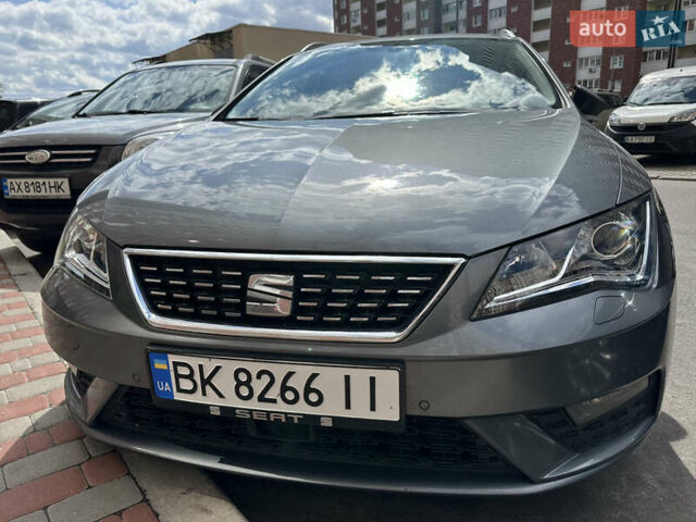 Сірий Сеат Leon, об'ємом двигуна 1.97 л та пробігом 272 тис. км за 14600 $, фото 16 на Automoto.ua