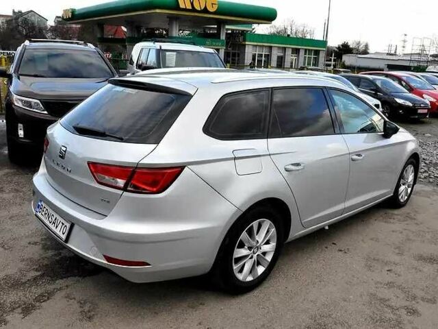 Серый Сеат Леон, объемом двигателя 0 л и пробегом 186 тыс. км за 9600 $, фото 3 на Automoto.ua