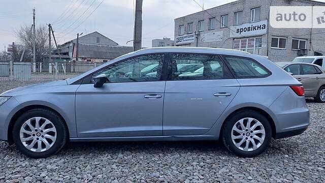 Сірий Сеат Leon, об'ємом двигуна 2 л та пробігом 125 тис. км за 13800 $, фото 18 на Automoto.ua