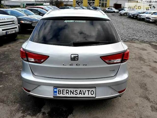 Серый Сеат Леон, объемом двигателя 0 л и пробегом 186 тыс. км за 9600 $, фото 4 на Automoto.ua