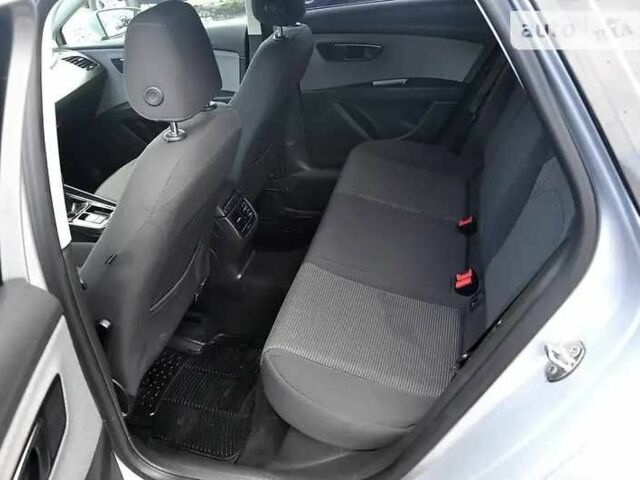 Серый Сеат Леон, объемом двигателя 0 л и пробегом 186 тыс. км за 9600 $, фото 8 на Automoto.ua