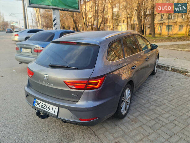 Сірий Сеат Leon, об'ємом двигуна 1.97 л та пробігом 272 тис. км за 14600 $, фото 7 на Automoto.ua