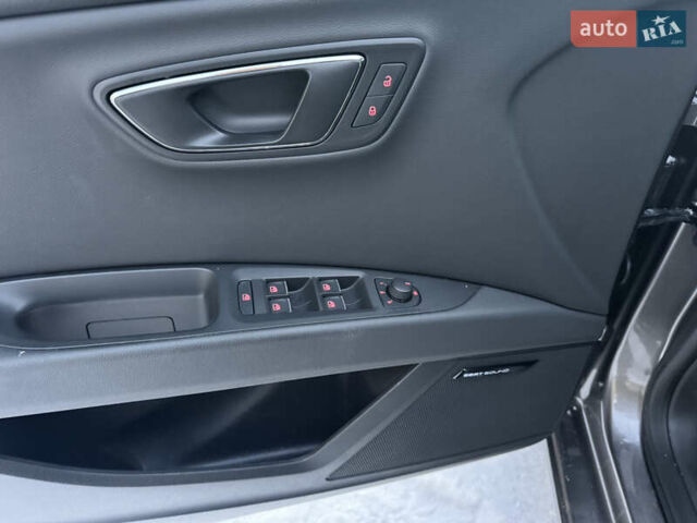 Серый Сеат Леон, объемом двигателя 1.6 л и пробегом 152 тыс. км за 14300 $, фото 28 на Automoto.ua