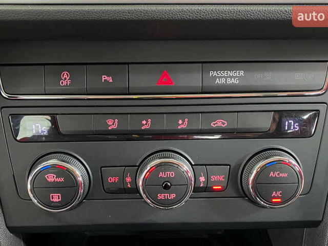 Сірий Сеат Leon, об'ємом двигуна 1.6 л та пробігом 158 тис. км за 16450 $, фото 18 на Automoto.ua