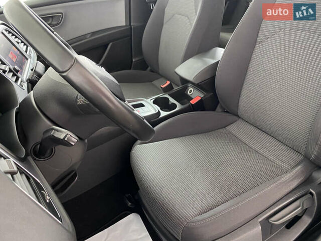 Сірий Сеат Leon, об'ємом двигуна 1.6 л та пробігом 158 тис. км за 16450 $, фото 6 на Automoto.ua