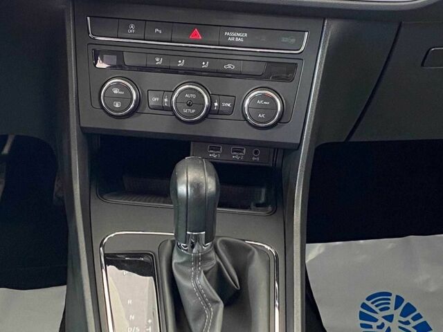 Серый Сеат Леон, объемом двигателя 1.6 л и пробегом 156 тыс. км за 16450 $, фото 14 на Automoto.ua