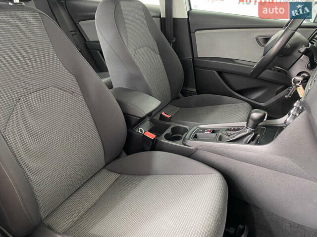 Серый Сеат Леон, объемом двигателя 1.6 л и пробегом 158 тыс. км за 16450 $, фото 8 на Automoto.ua