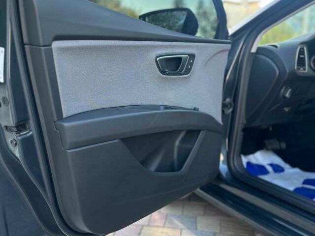 Серый Сеат Леон, объемом двигателя 1.6 л и пробегом 198 тыс. км за 14650 $, фото 14 на Automoto.ua