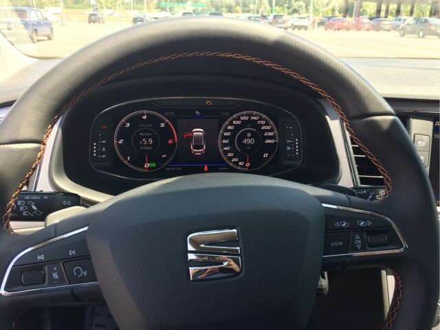 Сірий Сеат Leon, об'ємом двигуна 2 л та пробігом 43 тис. км за 19990 $, фото 14 на Automoto.ua