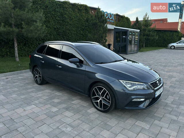 Сірий Сеат Leon, об'ємом двигуна 1.5 л та пробігом 174 тис. км за 13999 $, фото 122 на Automoto.ua
