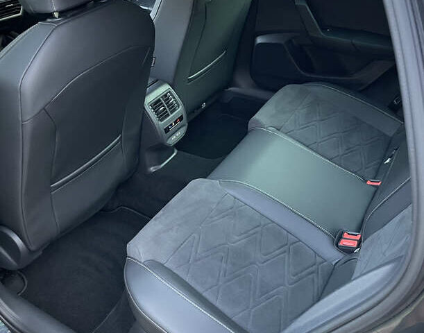 Сеат Леон 2022 в Мукачеве на Automoto.ua Серый Сеат Леон, объемом двигателя 1.97 л и пробегом 185 тыс. км за 19900 $, фото 34 на Automoto.ua