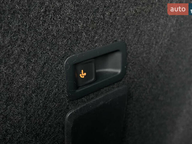 Сеат Леон 2022 в Мукачеве на Automoto.ua Серый Сеат Леон, объемом двигателя 1.97 л и пробегом 185 тыс. км за 19900 $, фото 65 на Automoto.ua