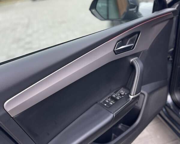 Серый Сеат Леон, объемом двигателя 1.97 л и пробегом 220 тыс. км за 21200 $, фото 45 на Automoto.ua