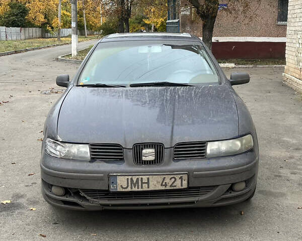 Синій Сеат Leon, об'ємом двигуна 1.9 л та пробігом 360 тис. км за 1450 $, фото 2 на Automoto.ua