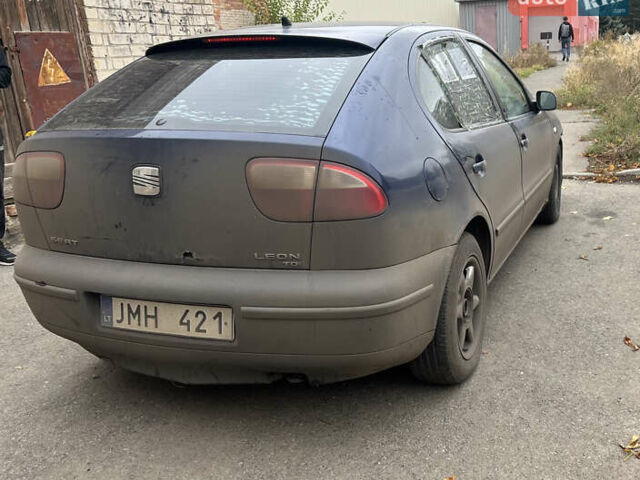 Синій Сеат Leon, об'ємом двигуна 1.9 л та пробігом 360 тис. км за 1450 $, фото 3 на Automoto.ua