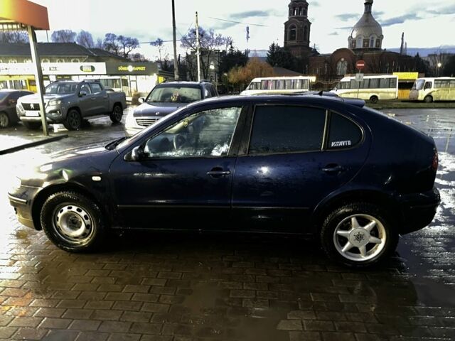 Синий Сеат Леон, объемом двигателя 1.9 л и пробегом 370 тыс. км за 1775 $, фото 2 на Automoto.ua