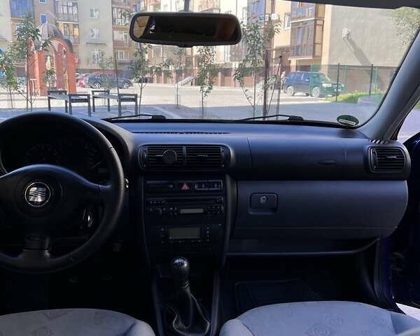Синій Сеат Leon, об'ємом двигуна 1.6 л та пробігом 268 тис. км за 3800 $, фото 6 на Automoto.ua