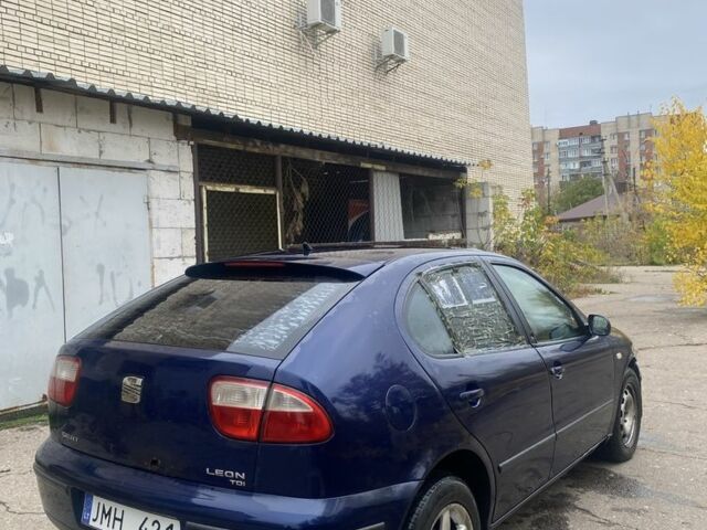 Синій Сеат Leon, об'ємом двигуна 1.9 л та пробігом 256 тис. км за 1350 $, фото 3 на Automoto.ua