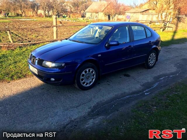 Синій Сеат Leon, об'ємом двигуна 1.6 л та пробігом 284 тис. км за 2700 $, фото 2 на Automoto.ua