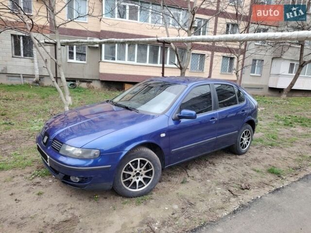 Синий Сеат Леон, объемом двигателя 1.6 л и пробегом 326 тыс. км за 2800 $, фото 5 на Automoto.ua