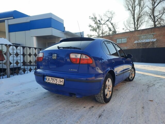 Синій Сеат Leon, об'ємом двигуна 1 л та пробігом 209 тис. км за 4199 $, фото 6 на Automoto.ua