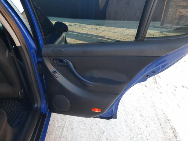 Синій Сеат Leon, об'ємом двигуна 1 л та пробігом 209 тис. км за 4199 $, фото 14 на Automoto.ua