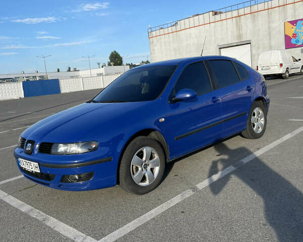 Синий Сеат Леон, объемом двигателя 1.6 л и пробегом 202 тыс. км за 4100 $, фото 2 на Automoto.ua