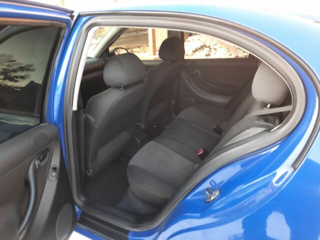 Синій Сеат Leon, об'ємом двигуна 1 л та пробігом 209 тис. км за 4199 $, фото 10 на Automoto.ua