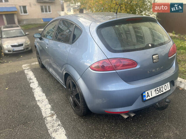 Синій Сеат Leon, об'ємом двигуна 1.98 л та пробігом 250 тис. км за 4200 $, фото 3 на Automoto.ua