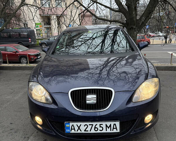 Синий Сеат Леон, объемом двигателя 1.6 л и пробегом 245 тыс. км за 4500 $, фото 1 на Automoto.ua