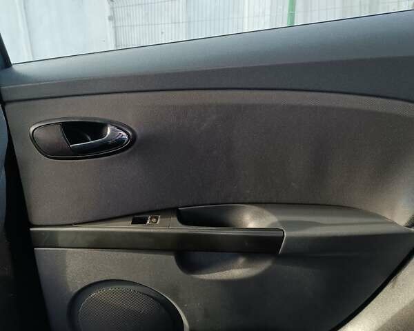 Синий Сеат Леон, объемом двигателя 1.97 л и пробегом 276 тыс. км за 6184 $, фото 16 на Automoto.ua