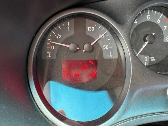 Сеат Леон 2006 в Киеве на Automoto.ua Синий Сеат Леон, объемом двигателя 2 л и пробегом 214 тыс. км за 5500 $, фото 15 на Automoto.ua