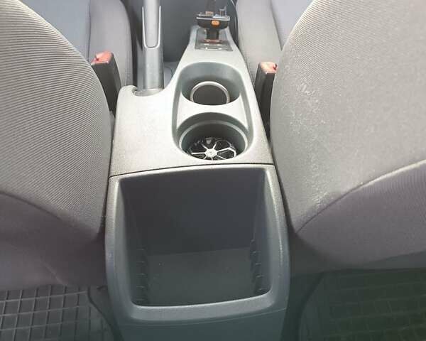 Синий Сеат Леон, объемом двигателя 1.97 л и пробегом 276 тыс. км за 6184 $, фото 15 на Automoto.ua