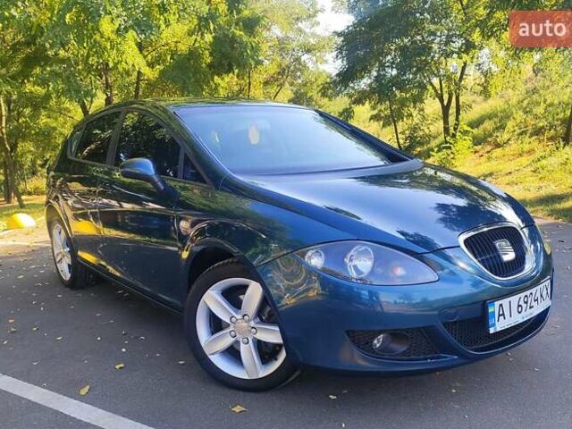 Синій Сеат Leon, об'ємом двигуна 2 л та пробігом 214 тис. км за 5300 $, фото 3 на Automoto.ua