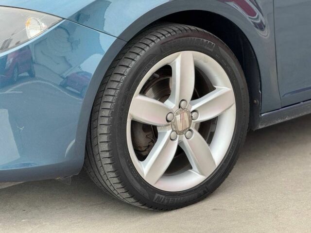 Сеат Леон 2006 в Киеве на Automoto.ua Синий Сеат Леон, объемом двигателя 2 л и пробегом 214 тыс. км за 5500 $, фото 3 на Automoto.ua