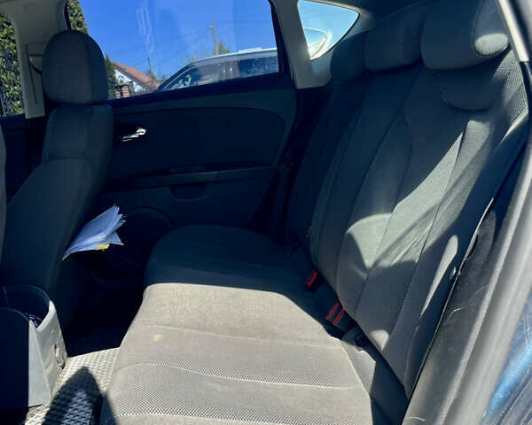 Синій Сеат Leon, об'ємом двигуна 2 л та пробігом 210 тис. км за 5500 $, фото 20 на Automoto.ua