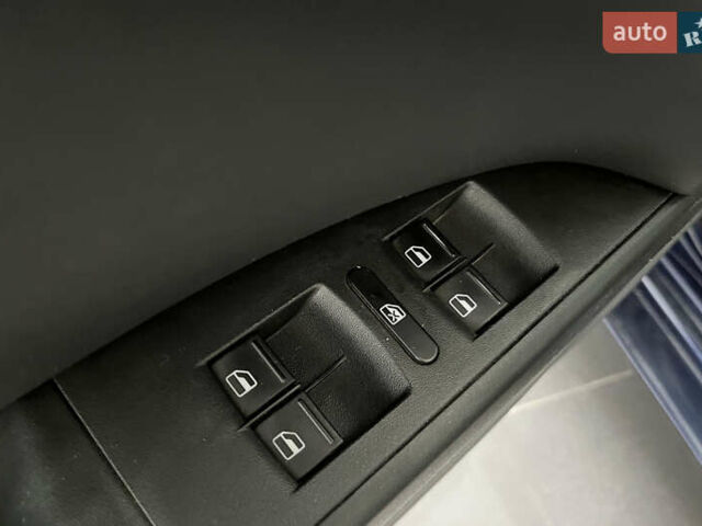 Синій Сеат Leon, об'ємом двигуна 1.98 л та пробігом 356 тис. км за 4000 $, фото 11 на Automoto.ua