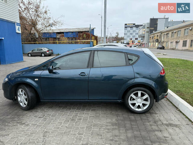 Синий Сеат Леон, объемом двигателя 1.6 л и пробегом 238 тыс. км за 2500 $, фото 3 на Automoto.ua