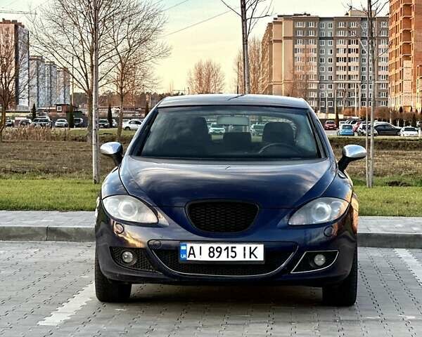 Синий Сеат Леон, объемом двигателя 1.6 л и пробегом 231 тыс. км за 3900 $, фото 1 на Automoto.ua